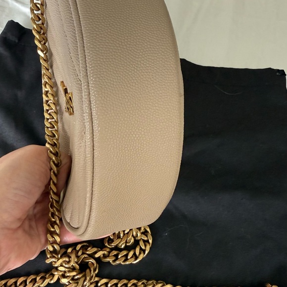 Yves Saint Laurent Round Quilted Crossbody - Picture 9 of 11